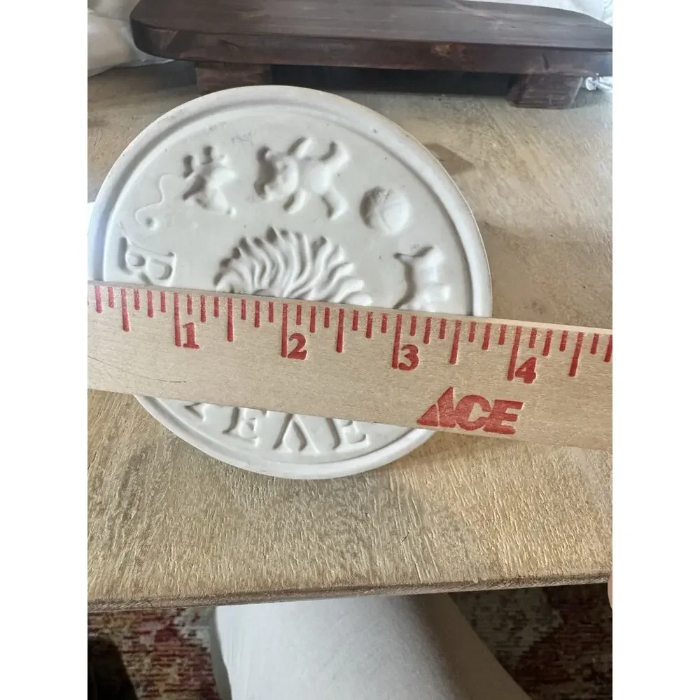 Vintage Mary Engelbreit “Believe” Santa Cookie Stamp Press Enesco 1999 Y2K ME